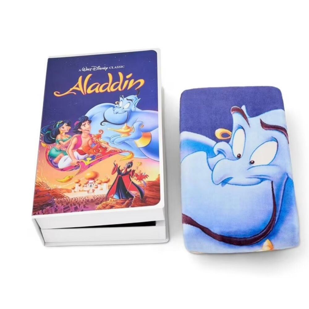 Disney Aladdin Classic VHS Boxed Silk Touch Throw Blanket 50"x70" New In Box - Picture 3 of 6